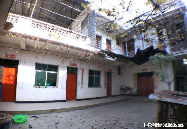 目脑路 独栋庭院房 5室2厅 有院场 带部分家具 - 房屋出租 - 房屋租售 - 德宏分类信息 - 德宏28生活网 dh.28life.net